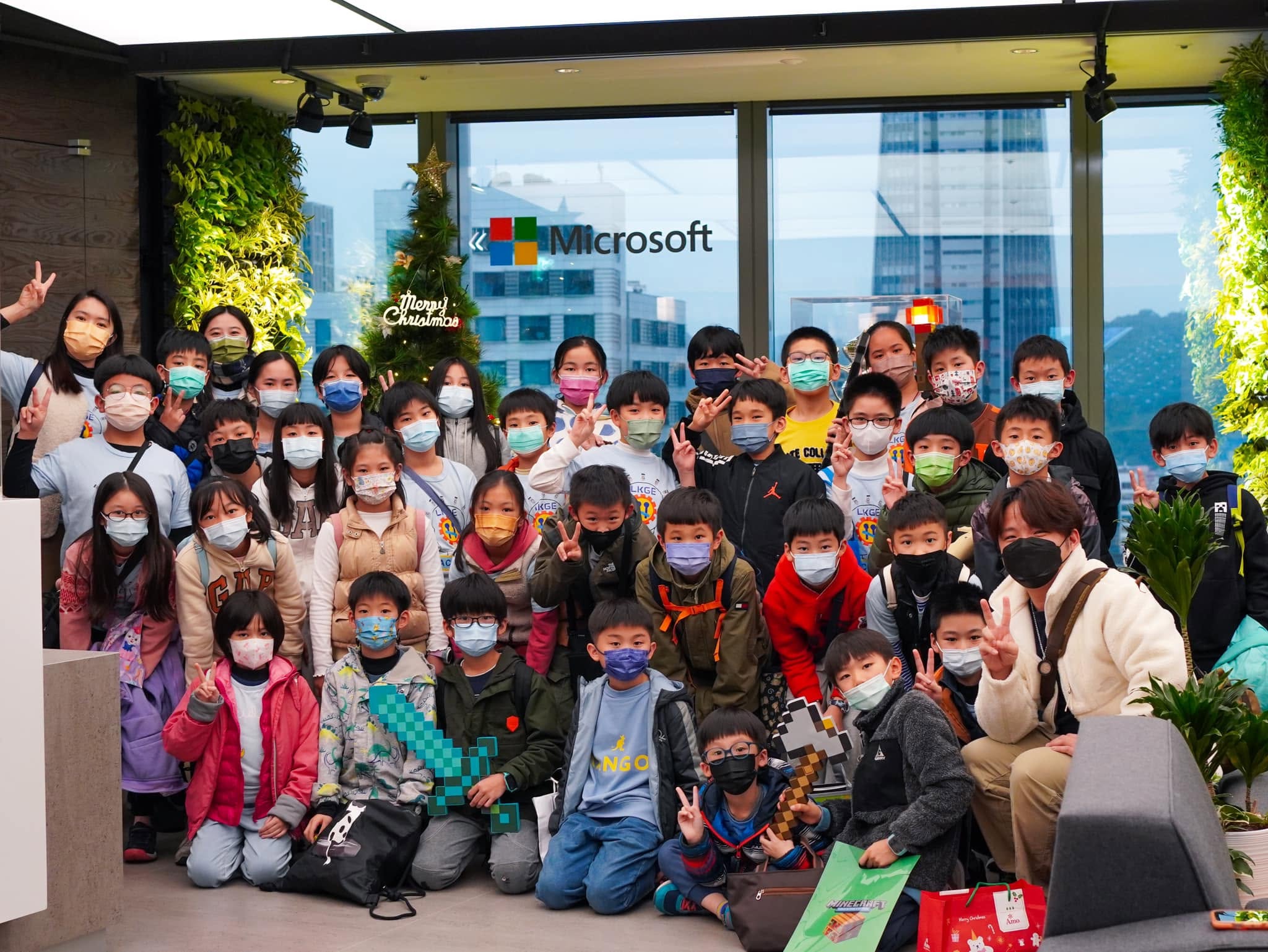 Coin 帶領學員參與台灣微軟 Minecraft 教育活動